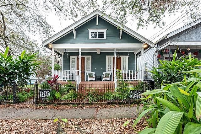 1st image of 923 Louisiana Ave
