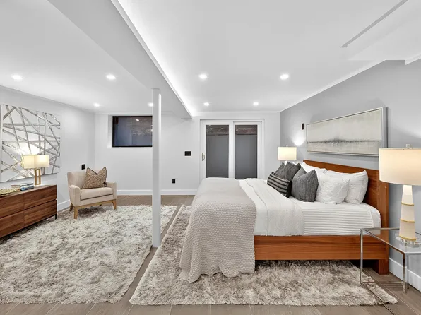 31 Bayview Avenue image 16 of 37