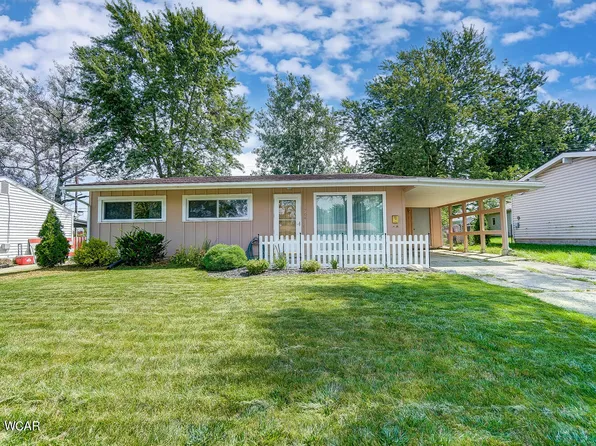 1704 Karen Ave, Lima, OH 45801