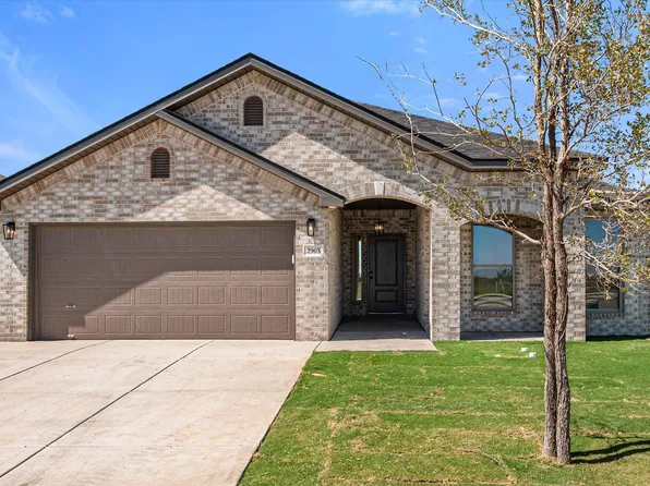 2903 Harvest Ave, Wolfforth, TX 79382
