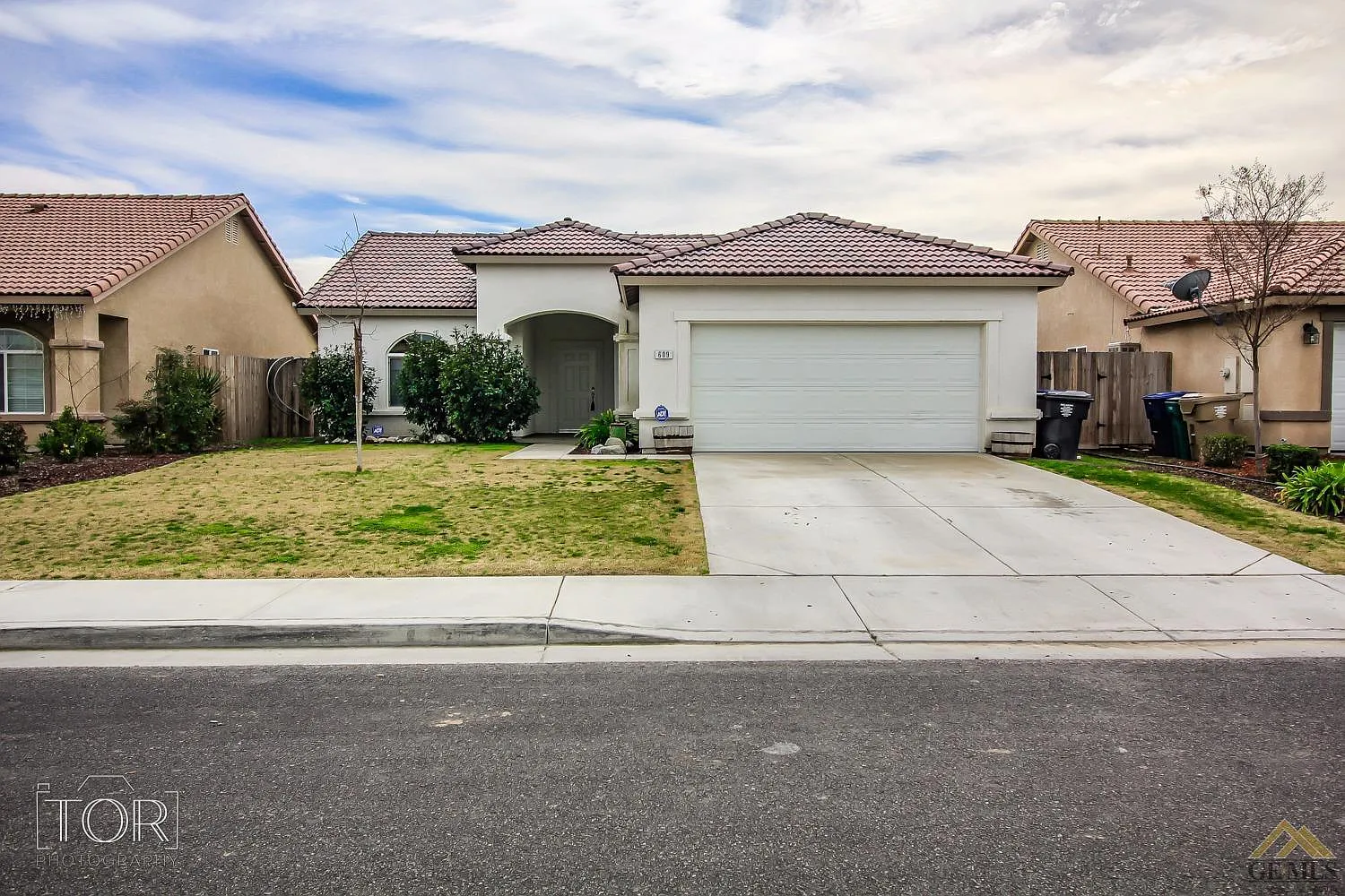 609 Bora Bora Ln photo 1