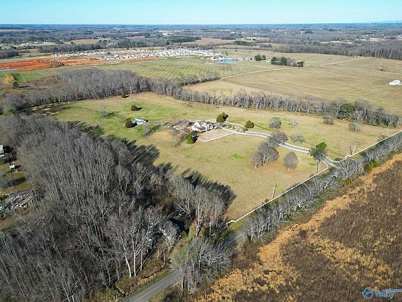 3rd image of 25609 Barksdale Rd