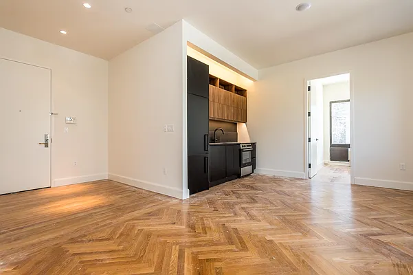 Rented by Nooklyn NYC LLC | media 93