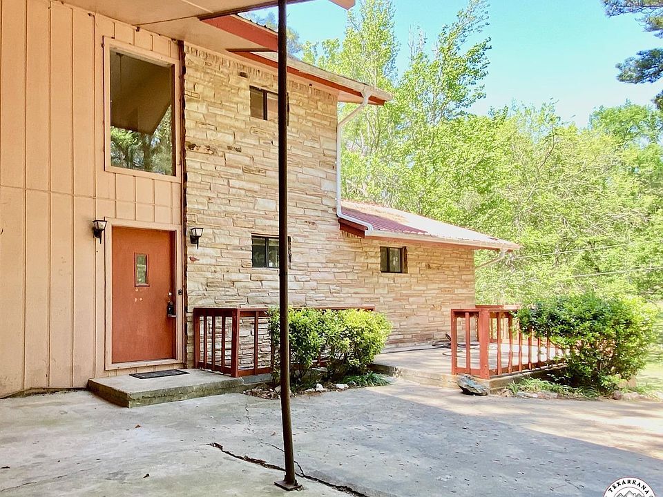 1st image of 224 Southlake Rd