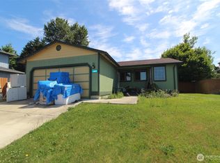 7667 275th St NW, Stanwood, WA