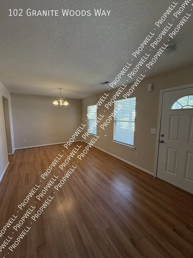 102 Granite Woods — Photo 4