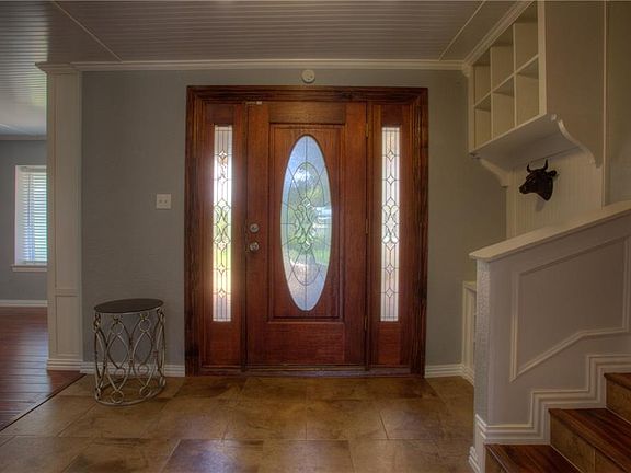 2nd image of 4017 Village Green Dr
