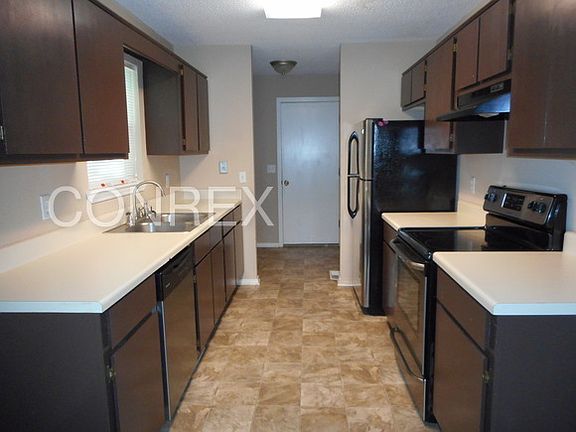 2nd image of 2327 Pentland Dr