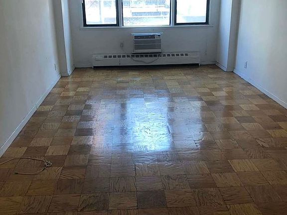 4th image of 435 W 57th St APT 8N