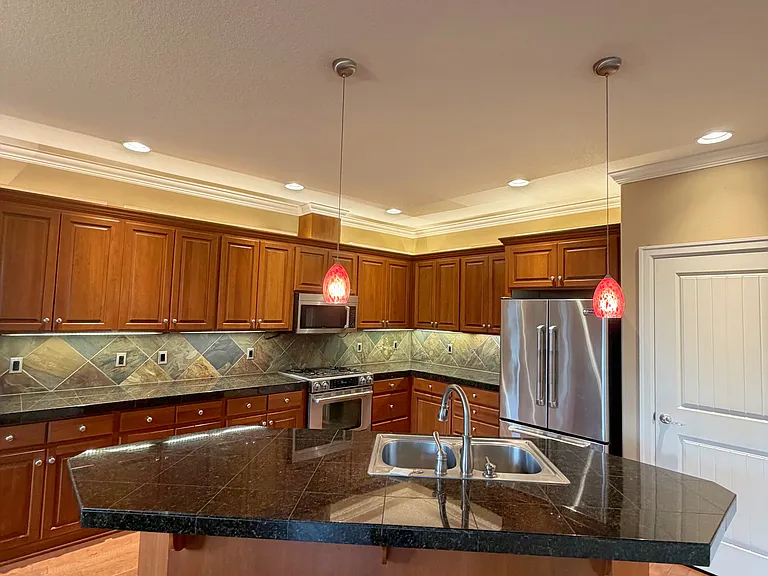 7986 SW Litz Ct — Photo 5