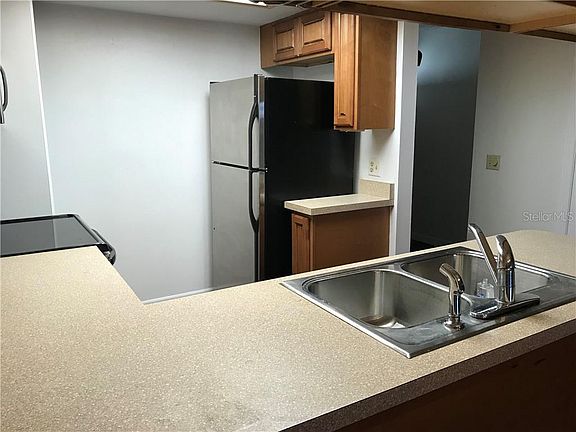 5th image of 5202 Lazy Oaks Dr Unit 5202