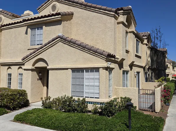 21208 Gladiolos Way, Lake Forest, CA 92630