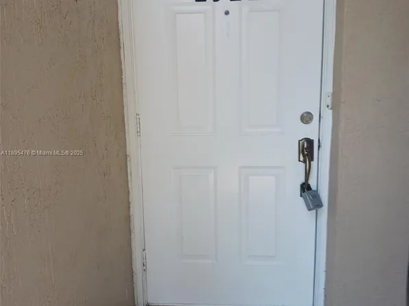 2322 SE 23rd Rd #2322, Homestead, FL 33035