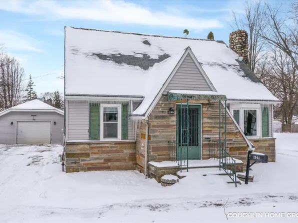 625 W Clinton St, Hastings, MI 49058
