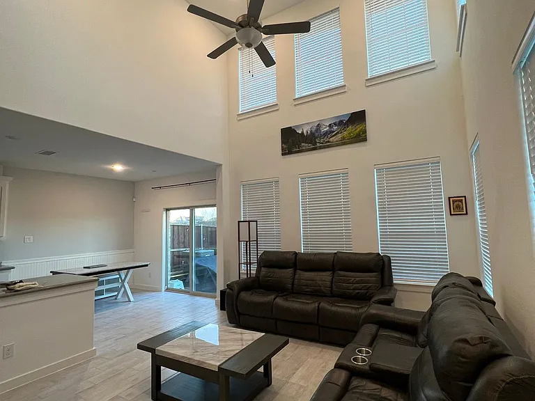 2789 Majesty Dr — Photo 22