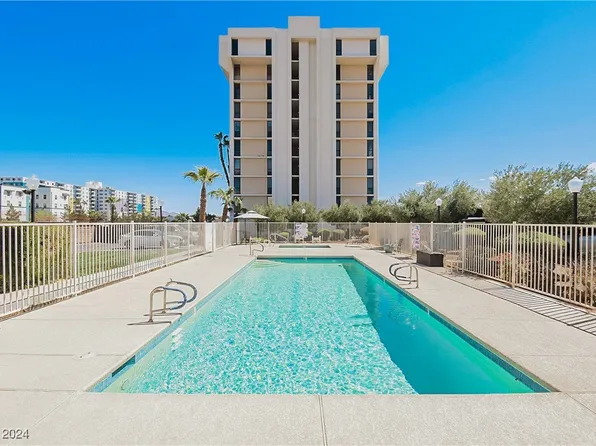 3930 University Center Dr #503, Paradise, NV 89119