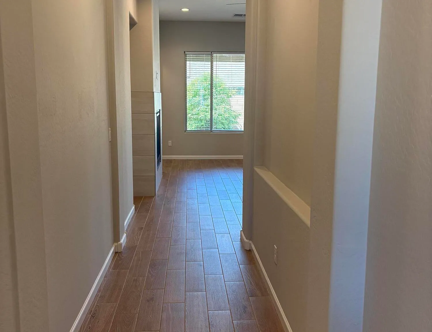 3 bed, 2.0 bath, 2261 sqft, $2,895 — Photo 3