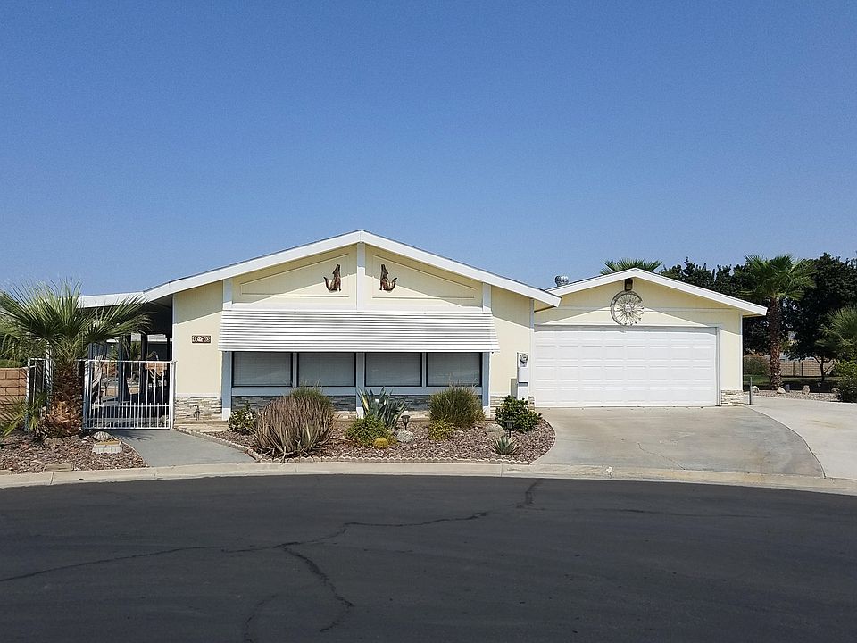 1st image of 47703 Calle Fiesta