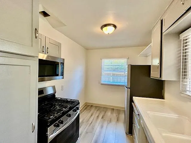 1 bed, 748 sqft, $2,495 — Photo 3