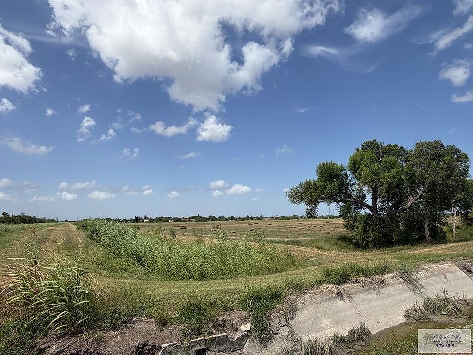 1st image of Fm 803 N Cactus Rd