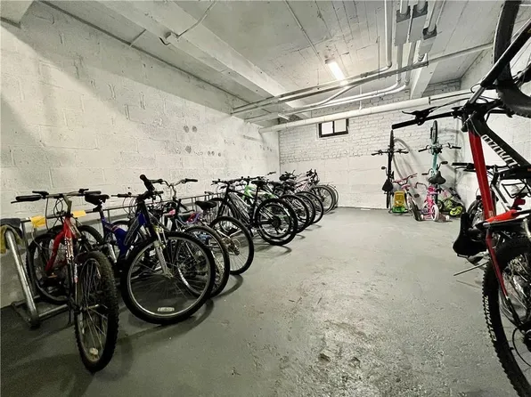 2531 East 7th Street image 14 of 16