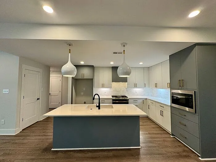 3000 9th Ave — Photo 11