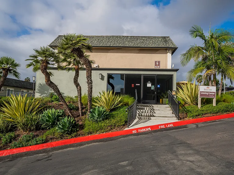 Serena Vista Apartment Homes — Photo 34