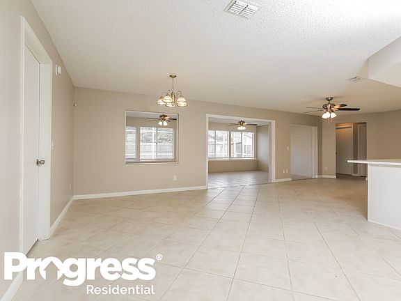 3rd image of 1610 Aster Dr