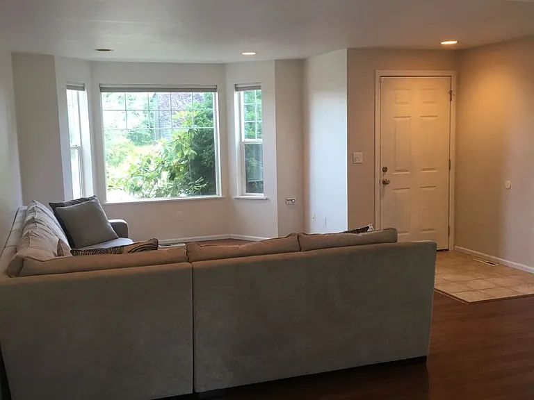 2204 Wildflower Way — Photo 7