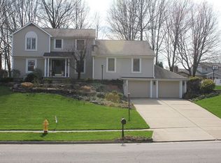 510 Stoneybrook Ln, Canfield, OH