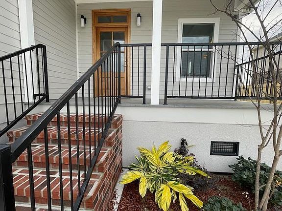 5th image of 7220 Beauvoir Ct