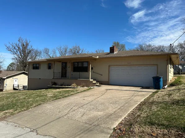 807 S Ripley, Neosho, MO 64850