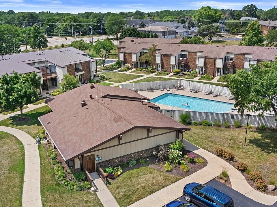 1st image of 2818 14th LANE
