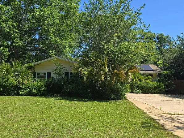 2304 Hampshire Way, Tallahassee, FL 32309