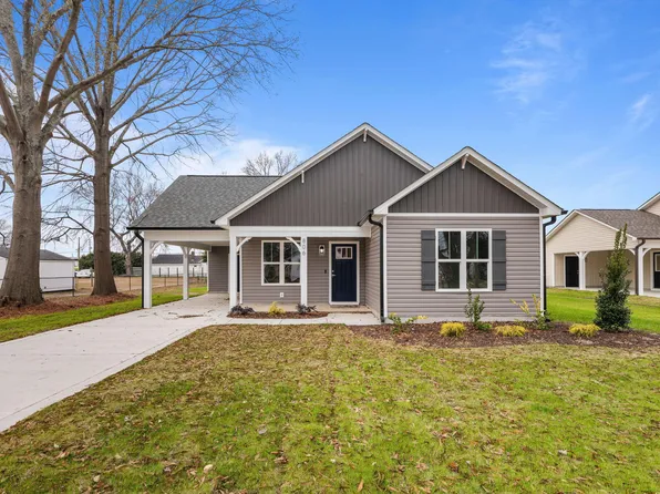 806 S Magnolia Ave, Dunn, NC 28334