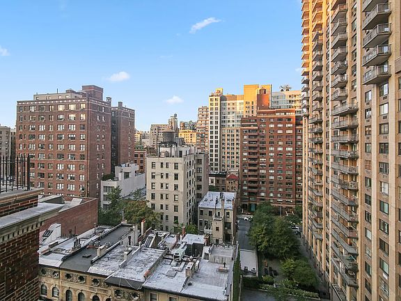 3rd image of 210 W 70th St APT 1212