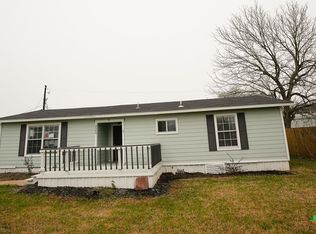 3904 N Vine St, Victoria, TX 77901
