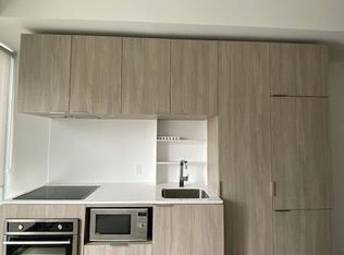 77 Shuter St #809, Toronto, ON M5B 0B8