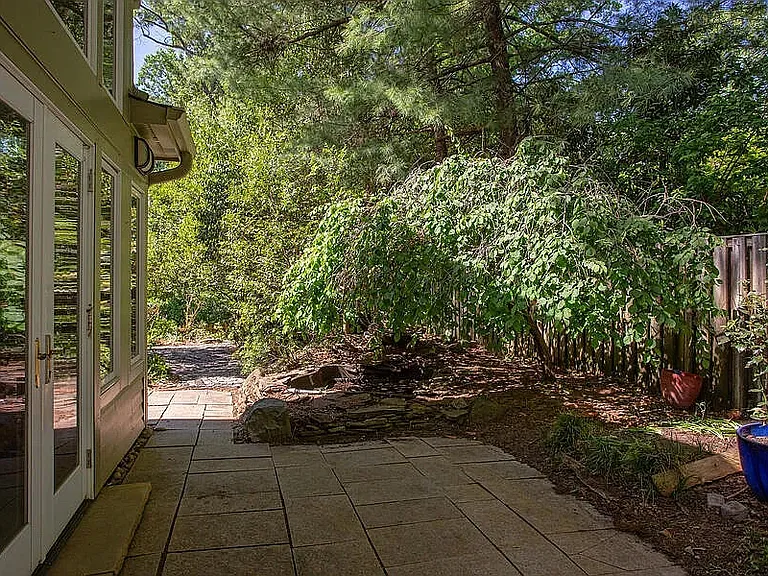 1st Floor Sun Room Ext.