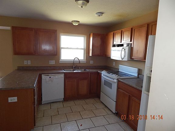 3rd image of 6424 Pepperwood Dr