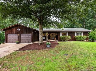 608 Ridge Crest Cir, Borden, IN 47106