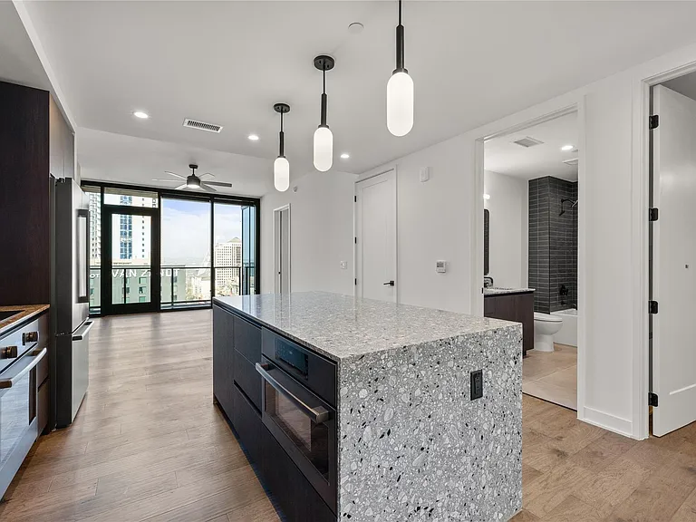 84 East Ave #1510 — Photo 3