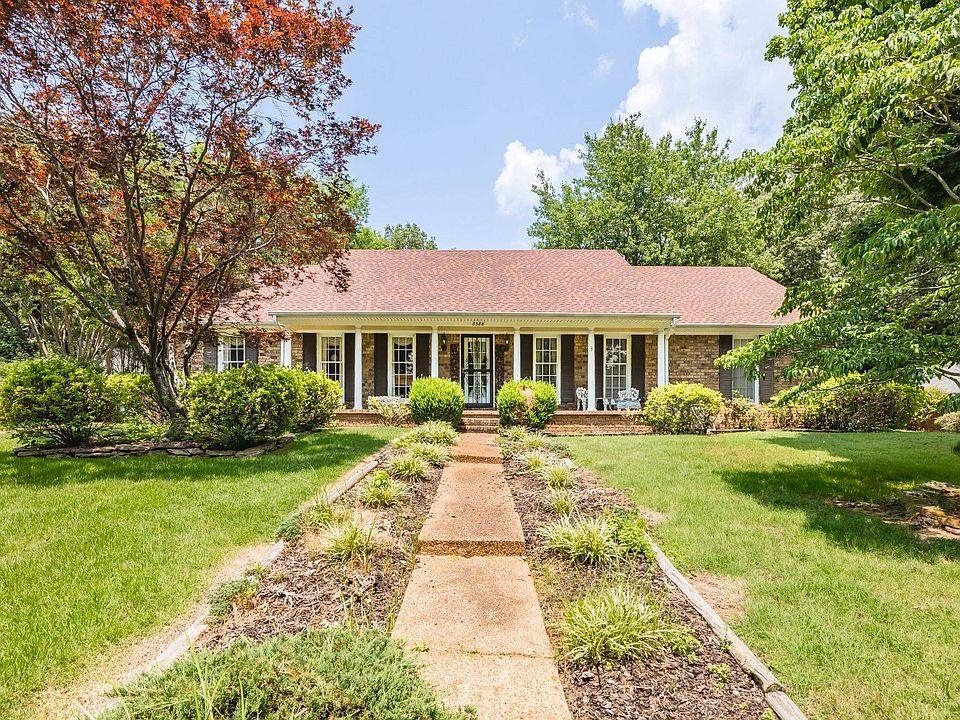 1st image of 8388 Rembrook Dr