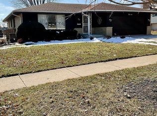 3004 Carriage Ln, Rockford, IL 61101
