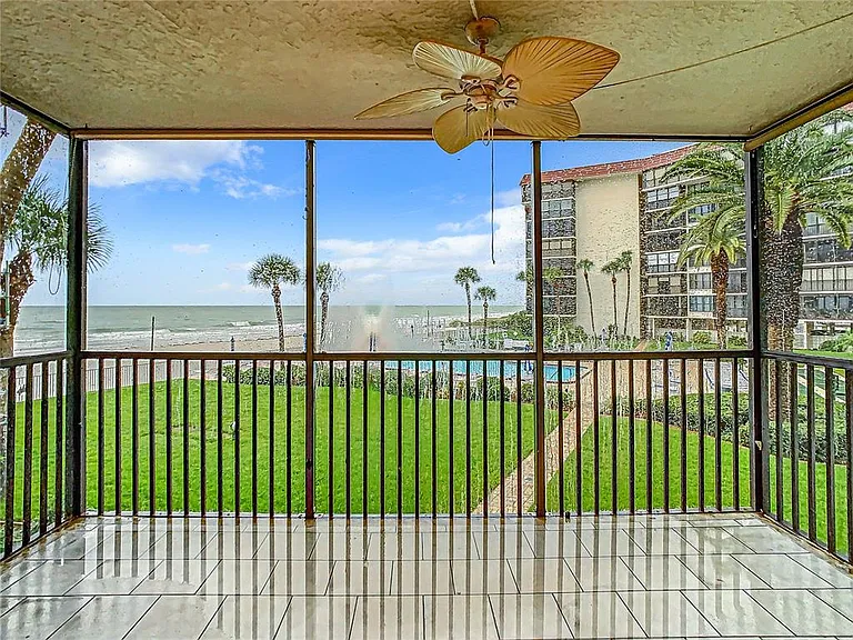 18304 Gulf Blvd #116 — Photo 41