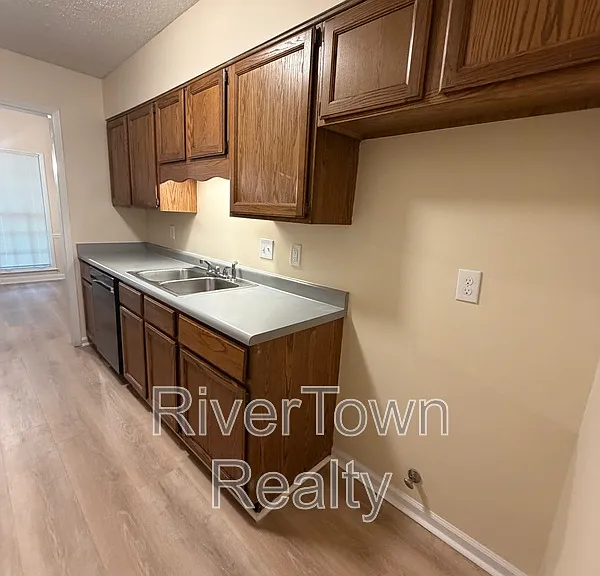 3693 Hyacinth Dr — Photo 4