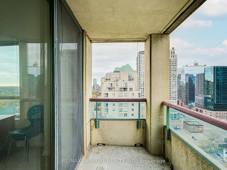238 Doris Ave #2302 — Photo 36
