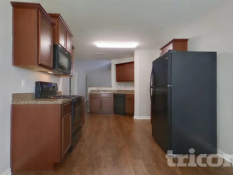 2437 Regatta Ln — Photo 6