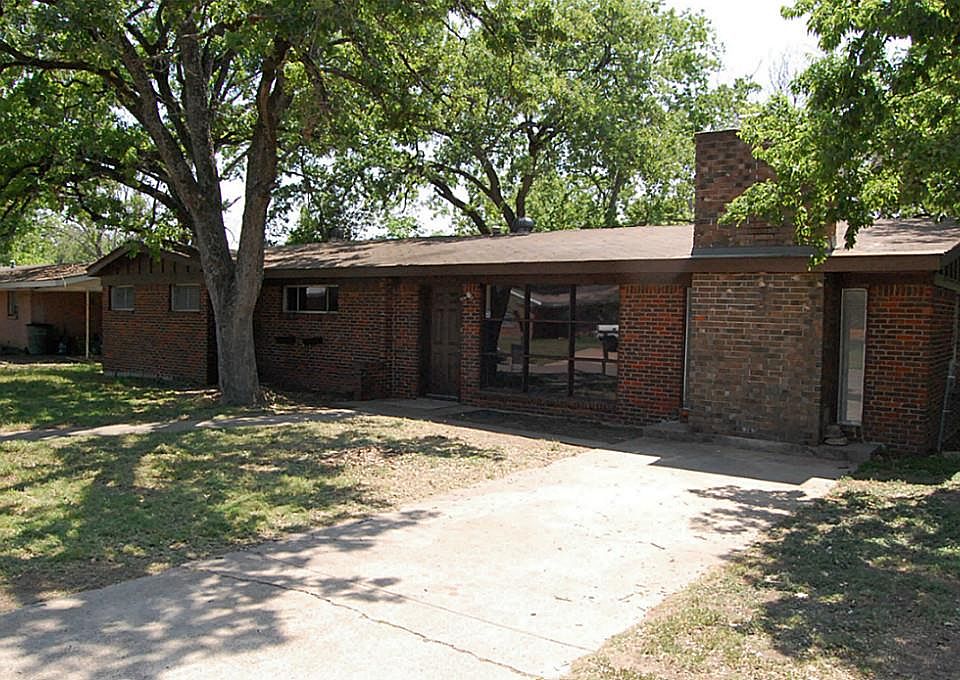 1st image of 2212 Franklin Dr