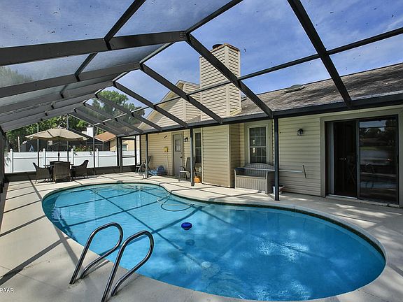 5th image of 624 Crown Ln